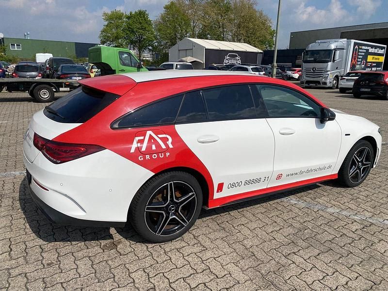 Usata Mercedes CLA250e 218 CV (160 kW) 2020 Bianco Berlina