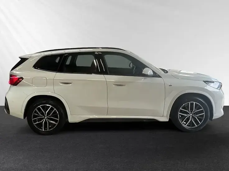 Gebraucht BMW X1 M Sport 163 PS (119 kW) 2025 Alpinweiß SUV