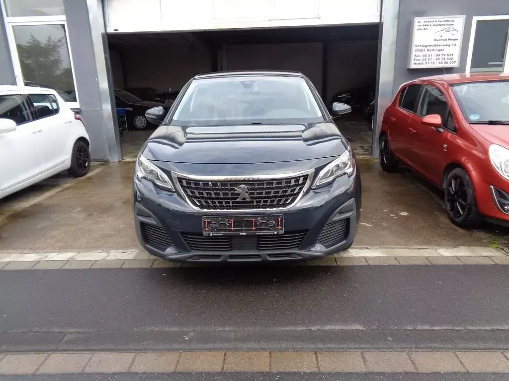 Gebraucht Peugeot 3008 Access 131 PS (96 kW) 2017 Grau SUV