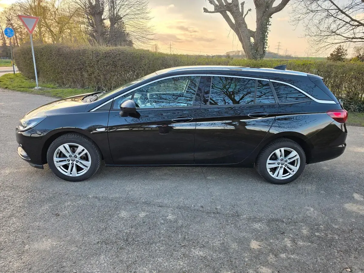 Gebraucht Opel Astra 110 PS (80 kW) 2017 Schwarz Kombi