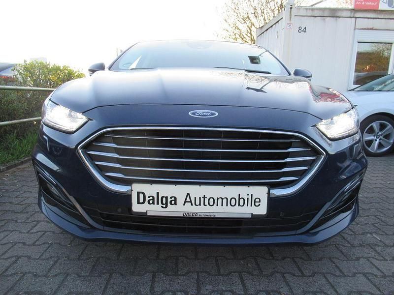 Gebraucht Ford Mondeo Titanium 190 PS (139 kW) 2019 Blau Limousine