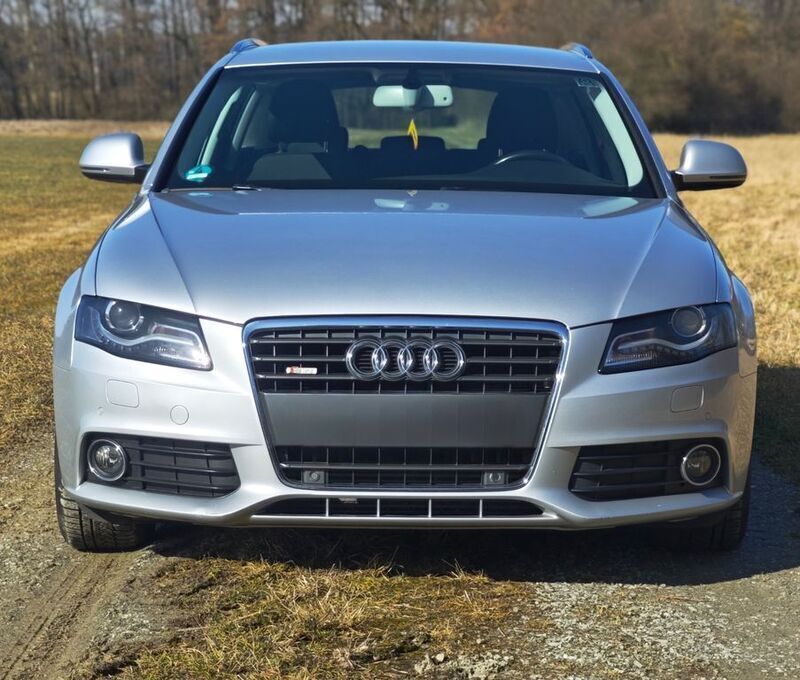 Silber Gebraucht 2008 Audi A4 Ambition Kombi | 5.999 € (Etwas zu teuer) - Bild 1/4