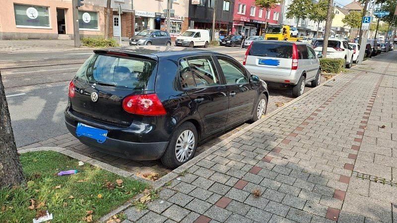 Gebraucht VW Golf V 75 PS (55 kW) 2005 Schwarz Limousine