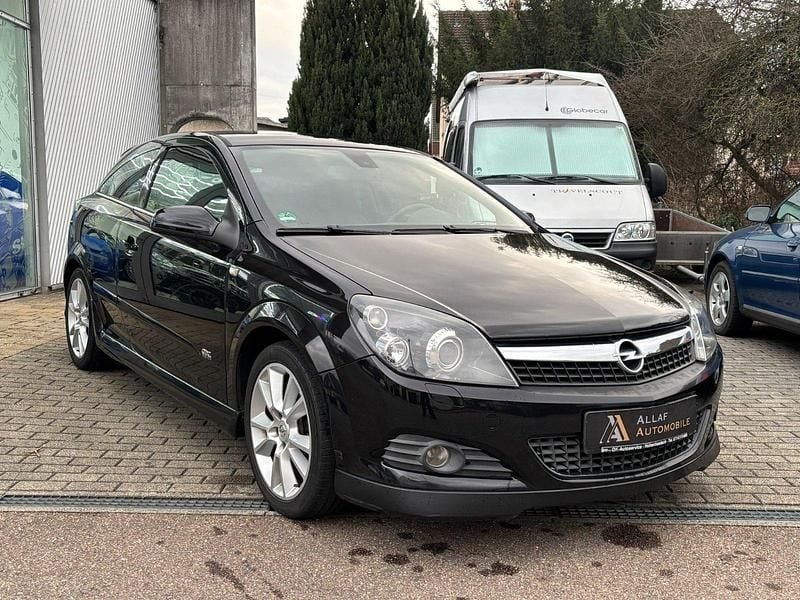 Gebraucht Opel Astra GTC OPC 115 PS (84 kW) 2008 Schwarz Kleinwagen