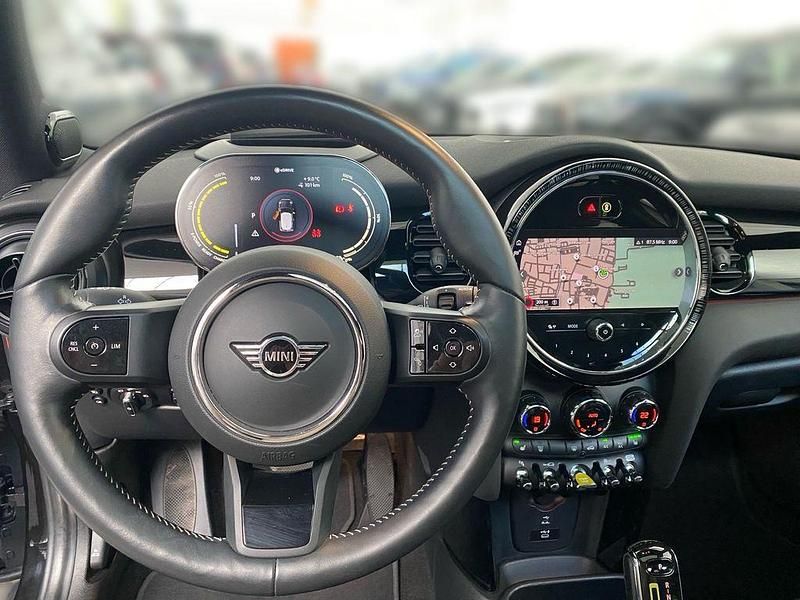 Gebraucht Mini Cooper SE Classic 135 kW (184 PS) 2021 Schwarz Kleinwagen