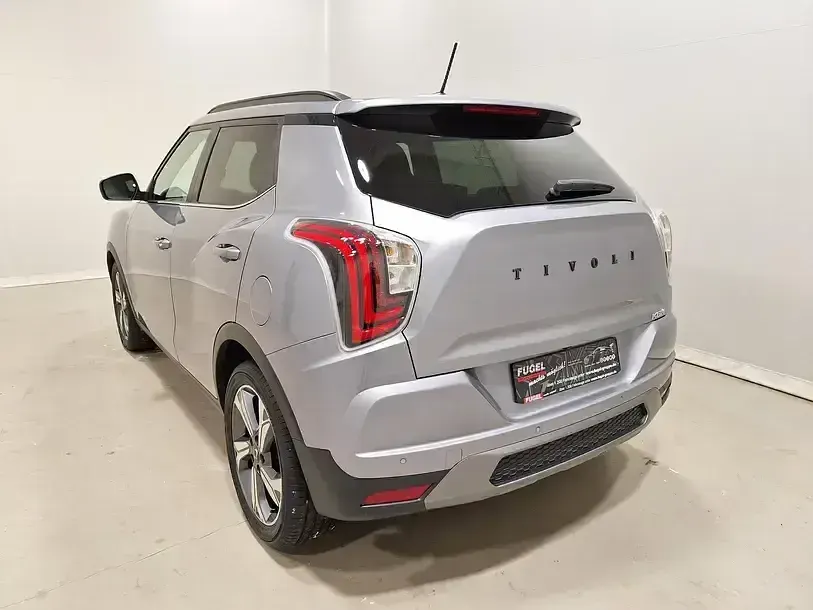 Gebraucht KGM Tivoli 2024 Grau SUV