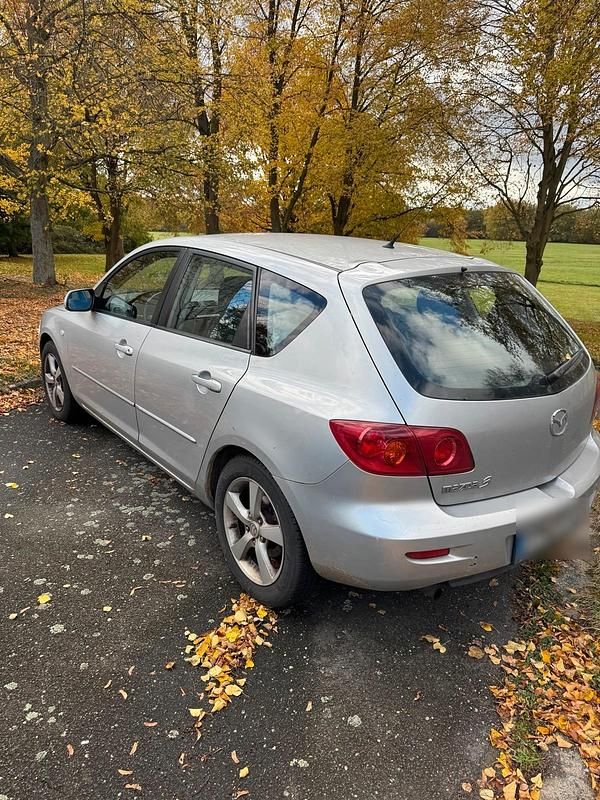 Grau Gebraucht 2004 Mazda 3 Kleinwagen | 1.199 € (Superpreis) - Bild 1/4
