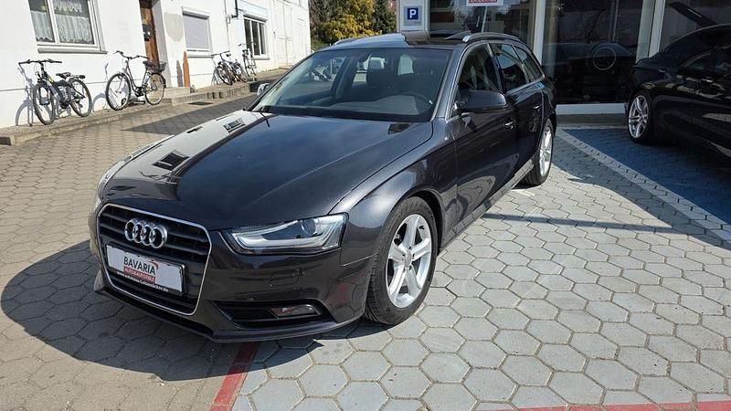 Gebraucht Audi A4 Attraction 150 PS (110 kW) 2015 Grau Kombi
