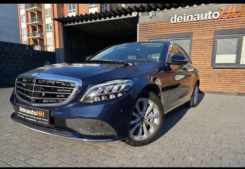 Gebraucht Mercedes C300e 211 PS (155 kW) 2021 Blau Limousine