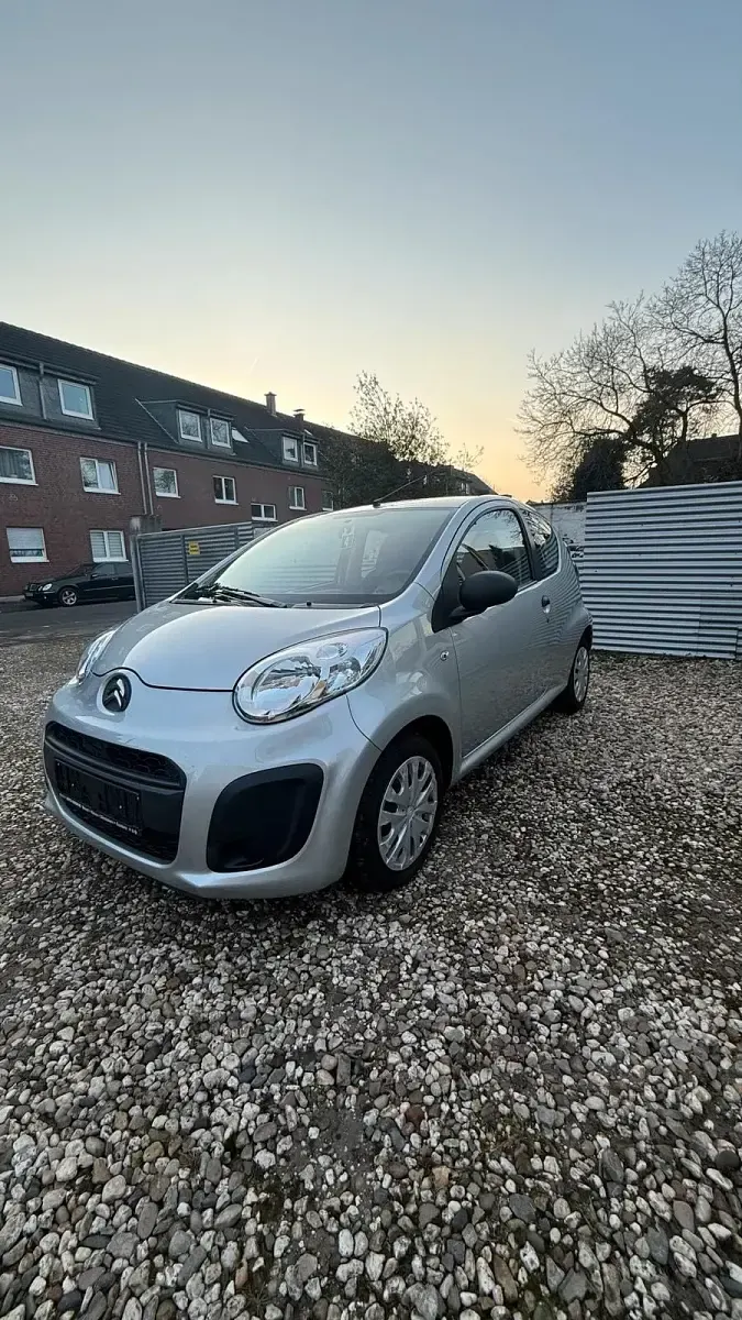 Gebraucht Citroën C1 Advance 68 PS (50 kW) 2013 Silber Kleinwagen