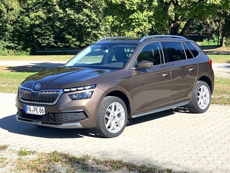 Braun Gebraucht 2021 Skoda Kamiq SUV | 19.990 € (Guter Preis) - Bild 1/4