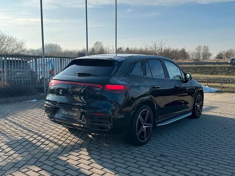 Gebraucht Mercedes EQE AMG 43 AMG 350 kW (476 PS) 2023 Metalliclack obsidianschwarz SUV