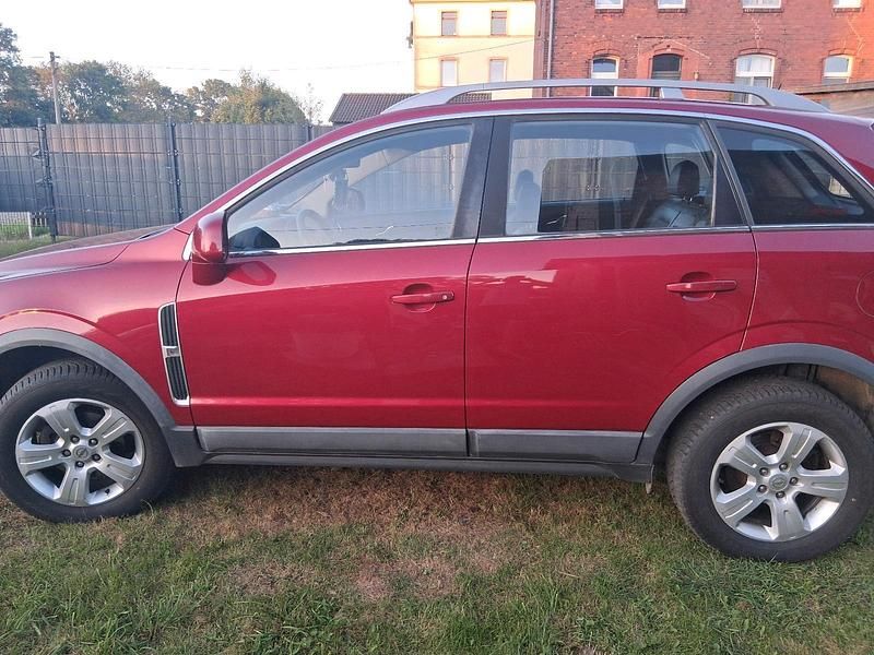 Gebraucht Opel Antara 167 PS (122 kW) 2015 Rot SUV
