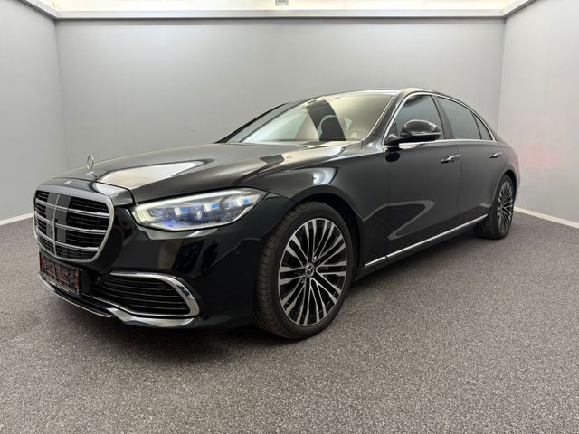Grau Gebraucht 2020 Mercedes S400 Limousine | 74.999 € - Bild 1/4