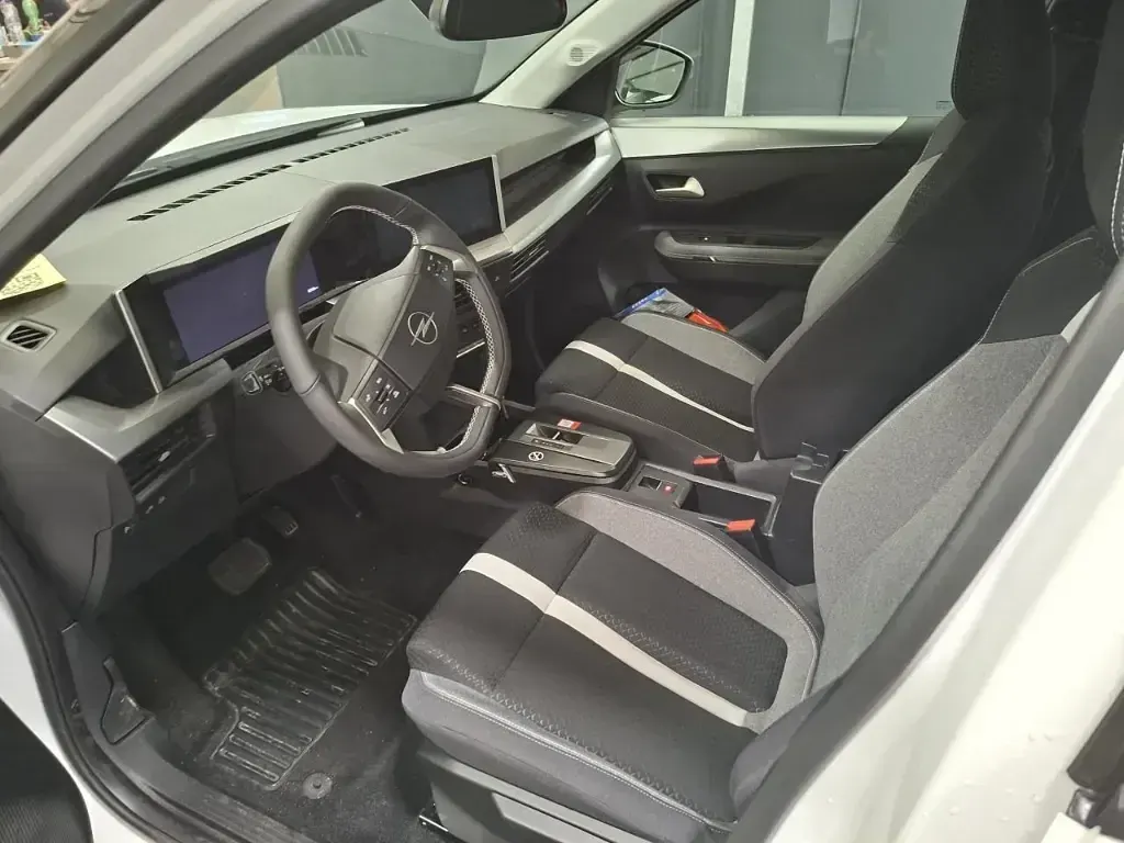 Gebraucht Opel Frontera 83 kW (113 PS) 2025 Weiss SUV