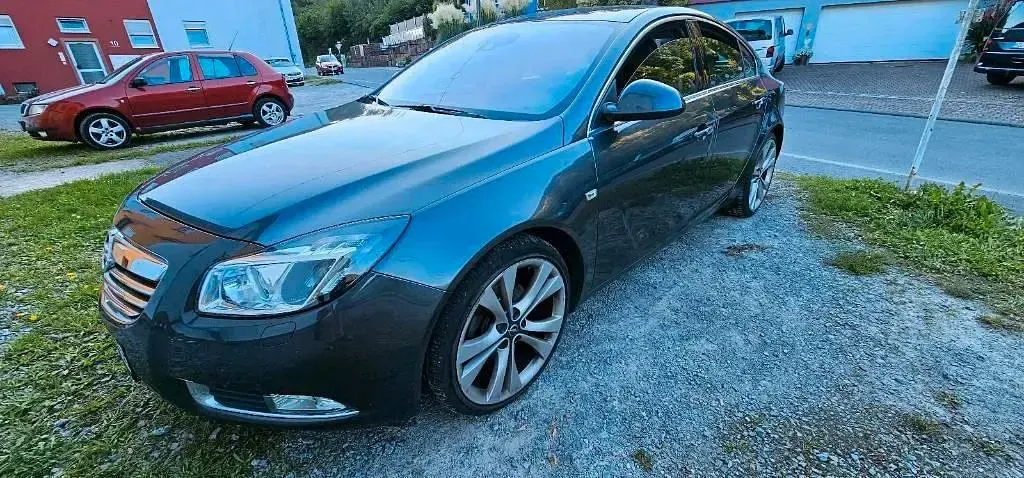 Gebraucht Opel Insignia 180 PS (132 kW) 2009 Grau Limousine