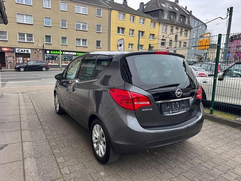Gebraucht Opel Meriva 101 PS (74 kW) 2012 Grau Van / Kleinbus