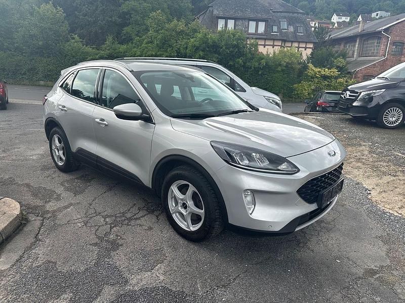 Silber Gebraucht 2020 Ford Kuga Cool & Connect SUV | 13.999 € (Fairer Preis) - Bild 1/4