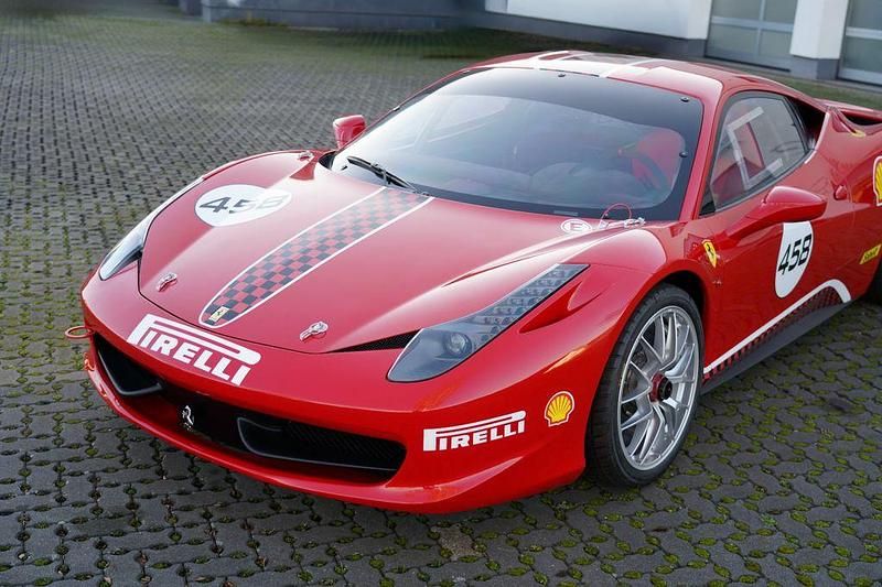 Gebraucht Ferrari 458 570 PS (419 kW) 2011 Rot Coupé