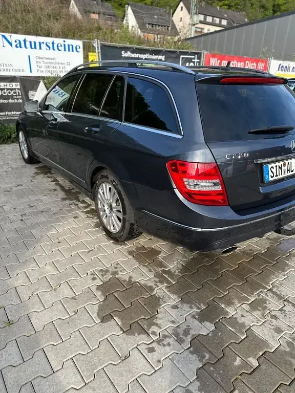 Second-hand Mercedes 220 231 CP (169 kW) 2012 Gri Berlinǎ