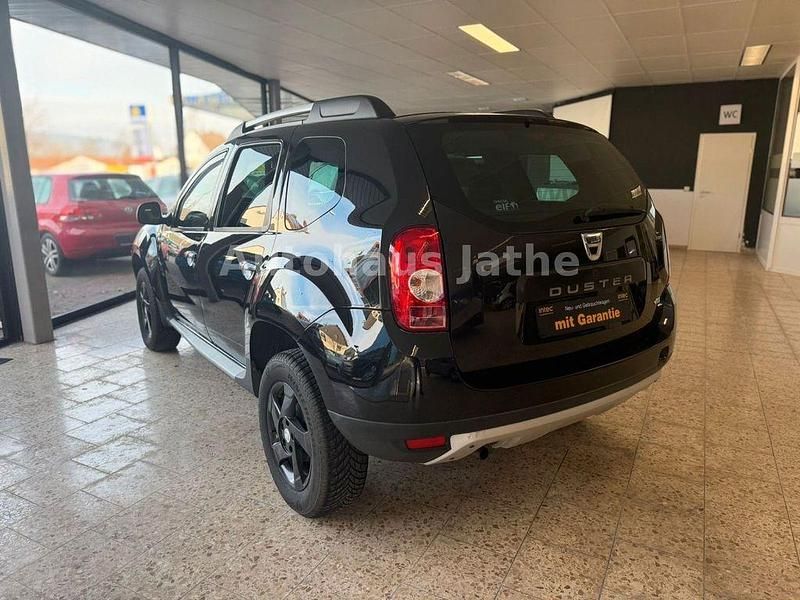 Gebraucht Dacia Duster Basis 105 PS (77 kW) 2012 Schwarz SUV