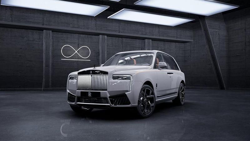 Grau Neu 2025 Rolls Royce Cullinan SUV | 648.550 € (Etwas zu teuer) - Bild 1/4