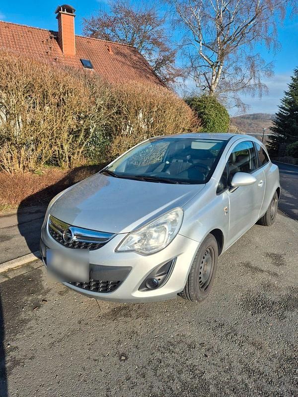Gebraucht Opel Corsa Color Edition 87 PS (63 kW) 2012 Silber Kleinwagen