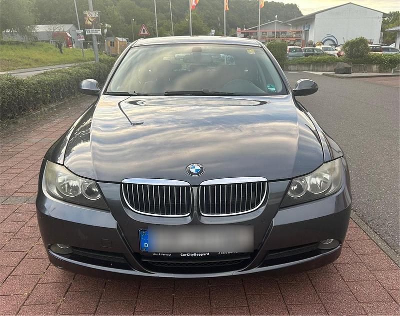 Grau Gebraucht 2007 BMW 325 Kombi | 3.500 € (Guter Preis) - Bild 1/4