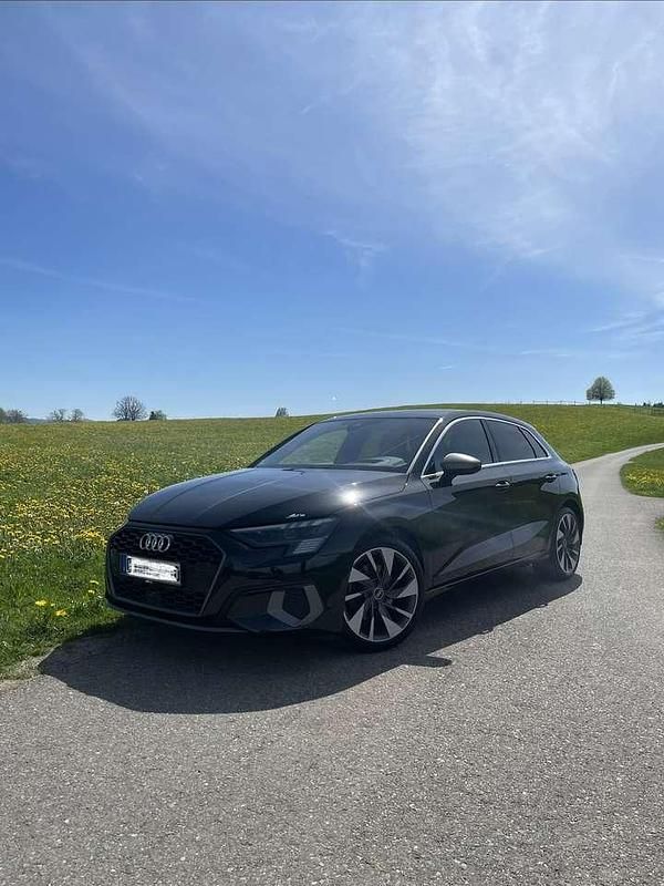Gebraucht Audi A3 Edition .1 150 PS (110 kW) 2020 Limousine