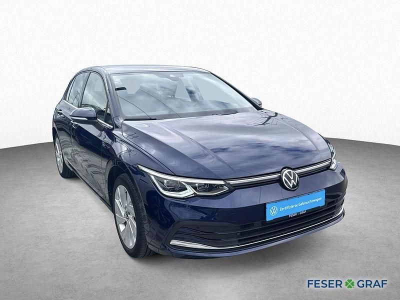Gebraucht VW Golf VIII Style 150 PS (110 kW) 2022 Atlantic blue metallic Limousine
