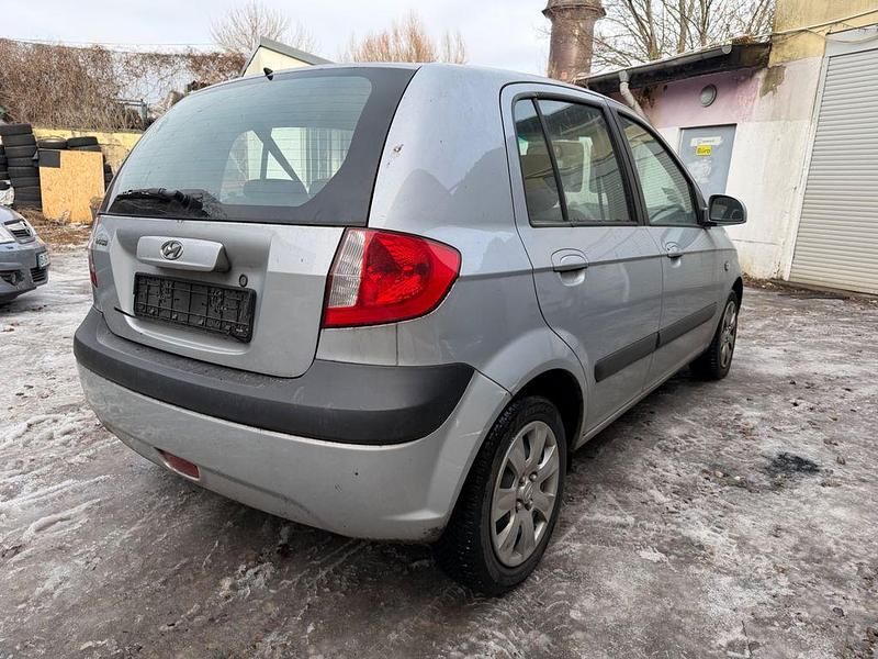 Gebraucht Hyundai Getz 97 PS (71 kW) 2008 Silber Kleinwagen