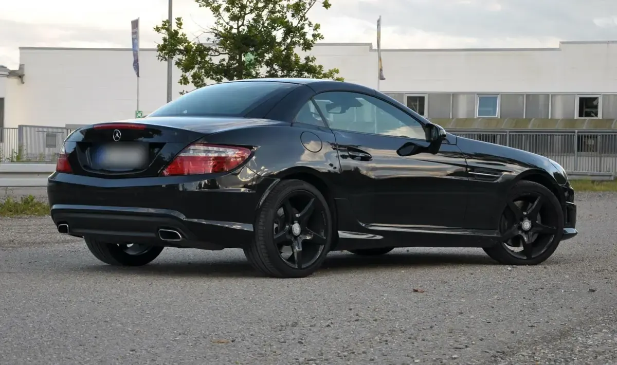 Gebraucht Mercedes SLK200 AMG 184 PS (135 kW) 2011 Schwarz Cabrio