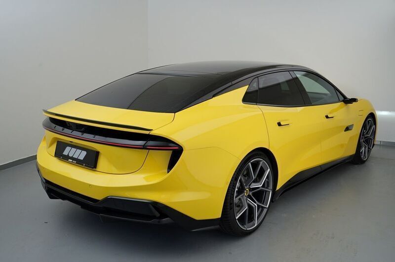Gebraucht Lotus Emeya 450 kW (612 PS) 2024 Gelb Kleinwagen