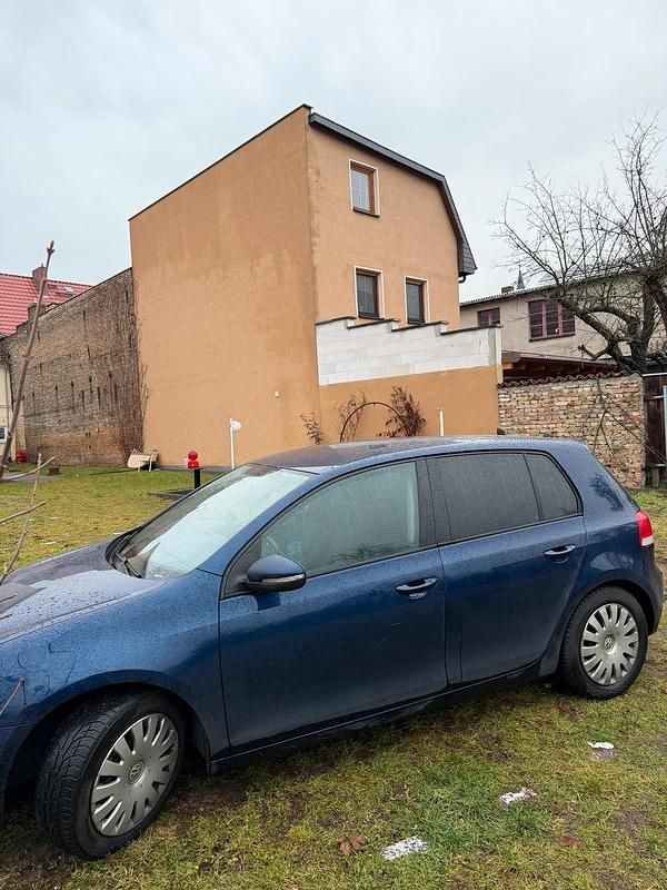 Gebraucht VW Golf VI 80 PS (58 kW) 2010 Blau Kleinwagen