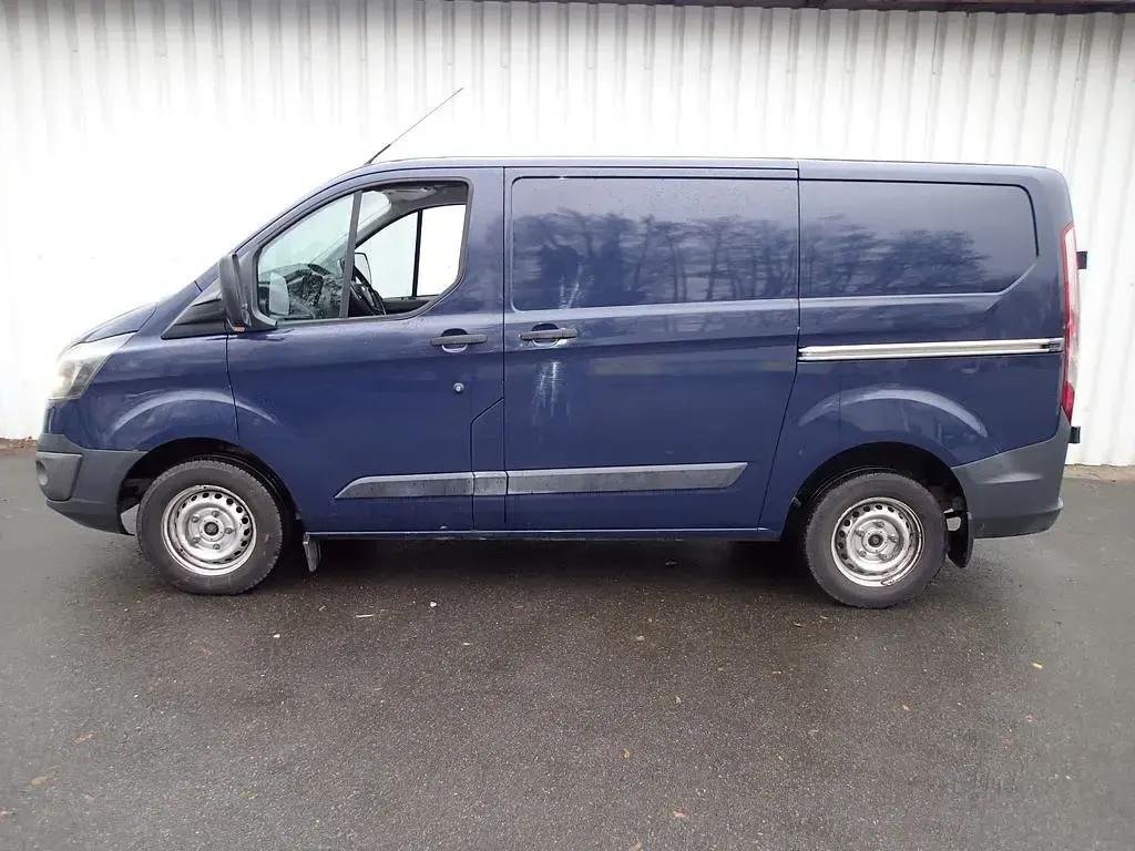 Occasion Ford Transit Custom 101 ch (74 kW) 2013 Bleue Berline