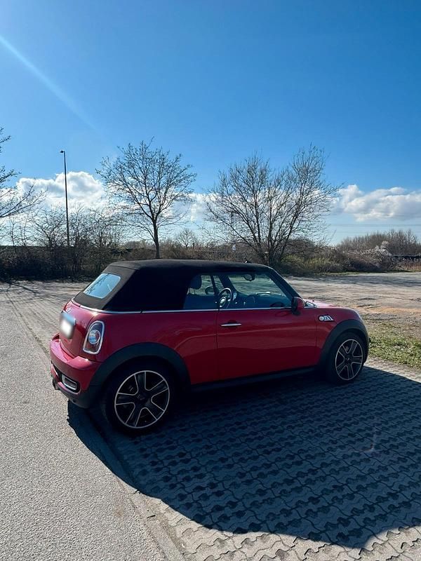 Gebraucht Mini Cooper S Cabriolet 184 PS (135 kW) 2011 Rot Cabrio