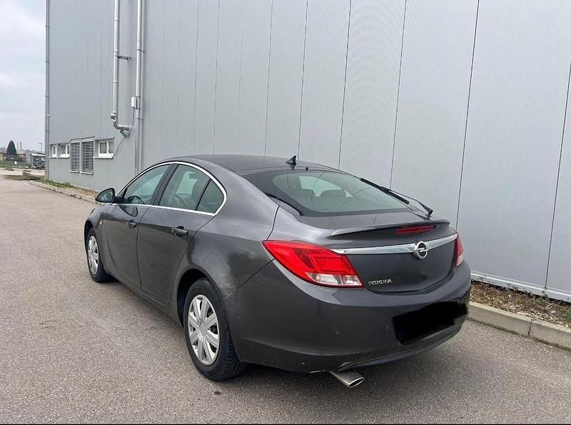 Gebraucht Opel Insignia 140 PS (102 kW) 2008 Grau Limousine