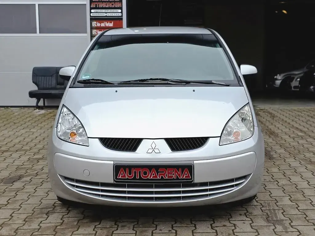 Gebraucht Mitsubishi Colt Invite 95 PS (69 kW) 2005 Silber Kleinwagen