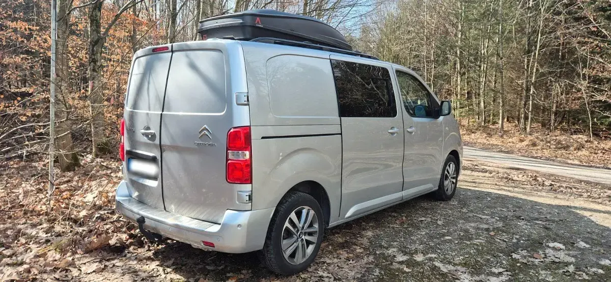Używany Citroën Jumpy Business Class 122 KM (89 kW) 2018 Srebrny Minivan
