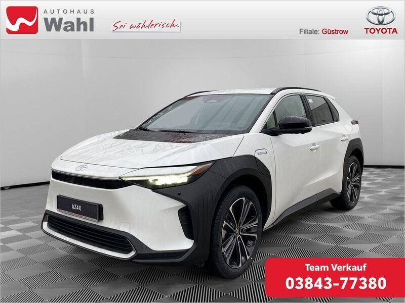 Platinumweiss Gebraucht 2023 Toyota bZ4X Comfort SUV | 43.900 € - Bild 1/4
