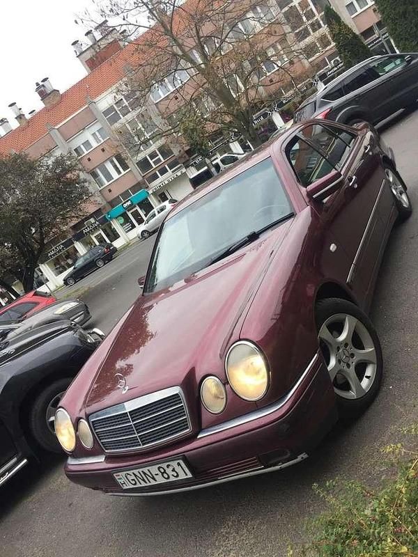 Gebraucht Mercedes E290 Elegance 129 PS (94 kW) 1998 Limousine