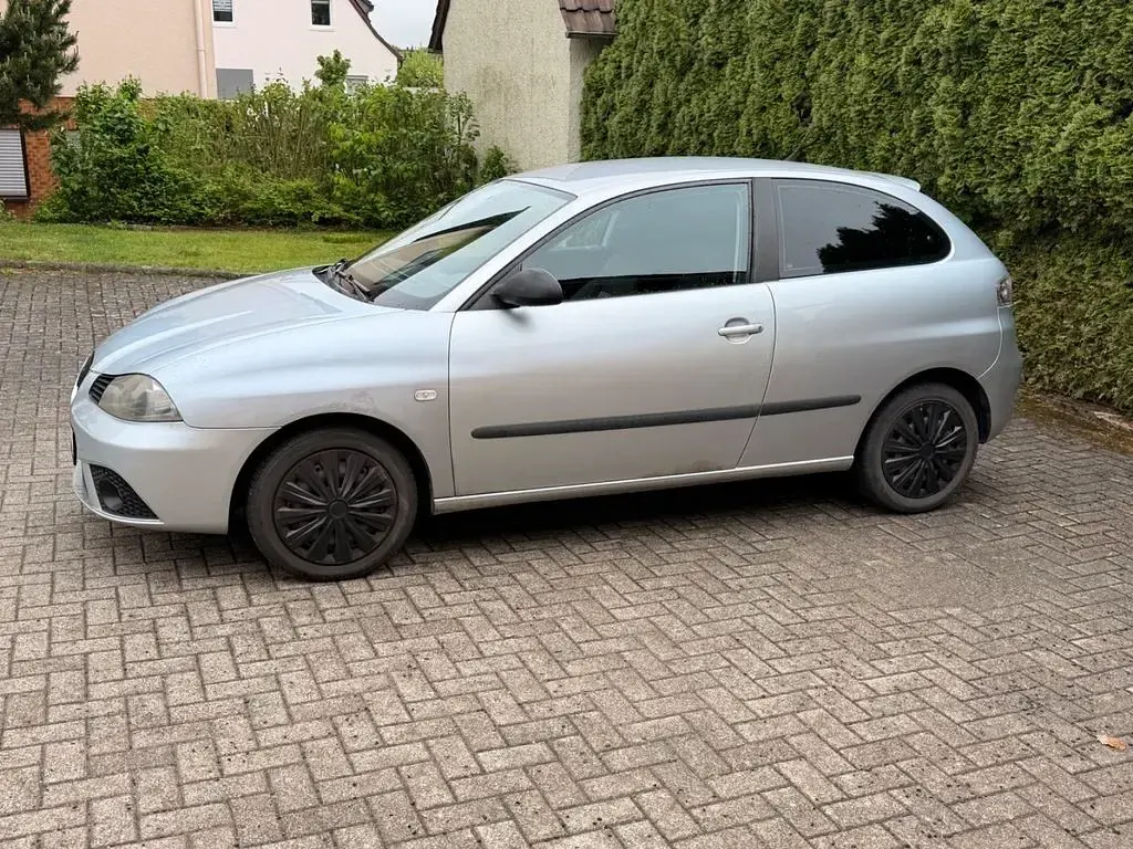 Gebraucht Seat Ibiza 70 PS (51 kW) 2007 Silber Kleinwagen