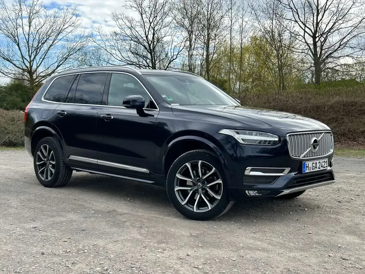 Gebraucht Volvo XC90 Inscription 241 PS (177 kW) 2016 Blau SUV
