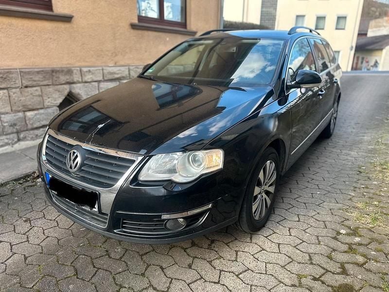Gebraucht VW Passat 140 PS (102 kW) 2009 Schwarz Kombi