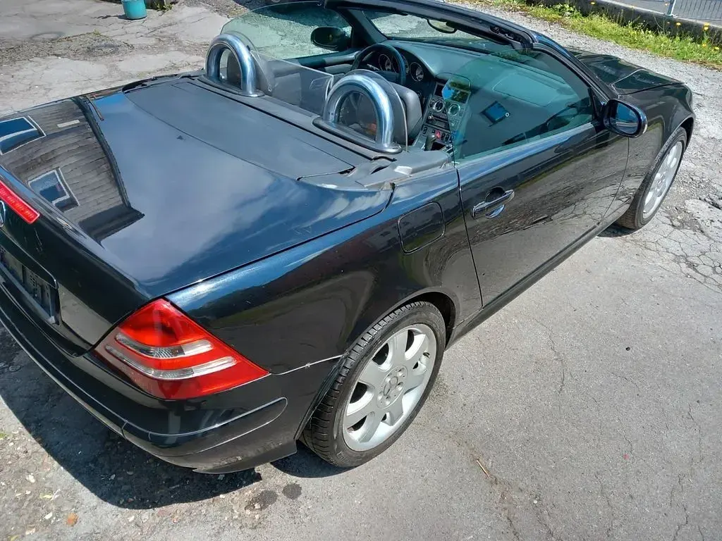 Gebraucht Mercedes SLK320 218 PS (160 kW) 2000 Schwarz Cabrio