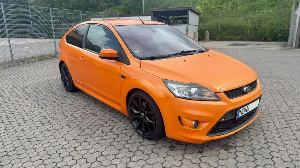 Gebraucht Ford Focus ST 226 PS (166 kW) 2008 Orange Limousine