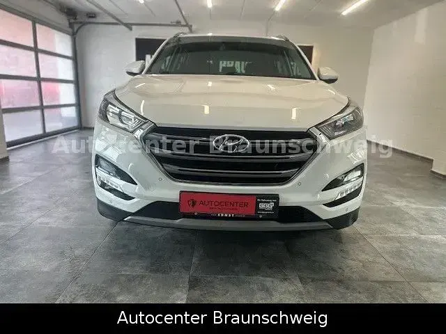 Gebraucht Hyundai Tucson Style 141 PS (103 kW) 2016 Weiß SUV