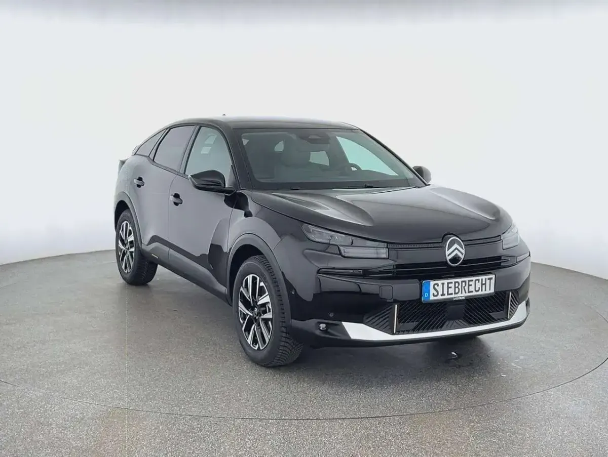 Neu Citroën C4 136 PS (100 kW) 2026 Schwarz SUV