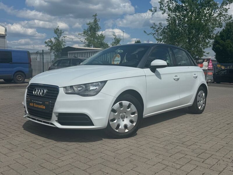 Weiß Gebraucht 2012 Audi A1 Sportback Attraction Kleinwagen | 6.999 € (Guter Preis) - Bild 1/4