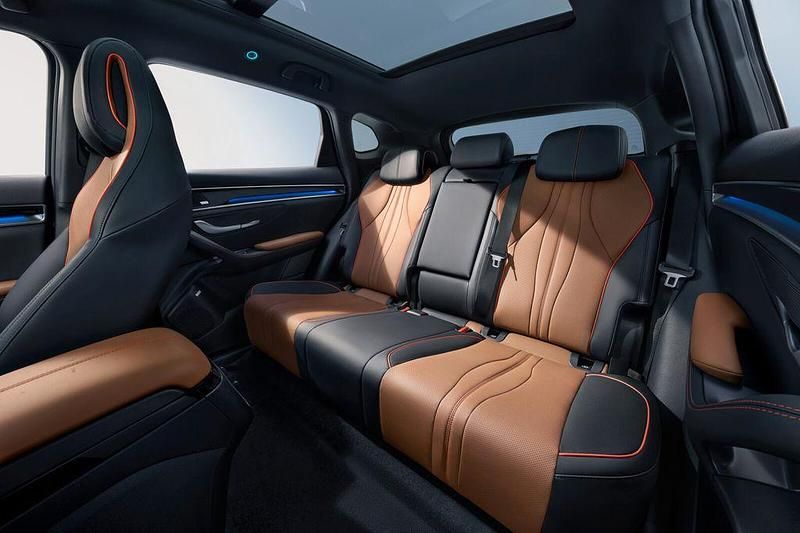 Gebraucht BYD Seal U Design 324 PS (238 kW) 2025 Weiß SUV